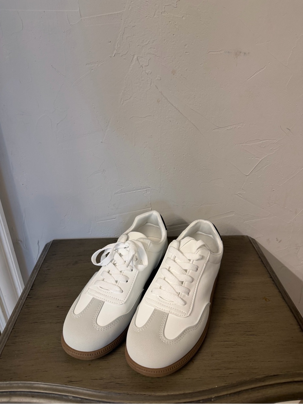 Women’s  White Casual Sneakers with Gum Sole